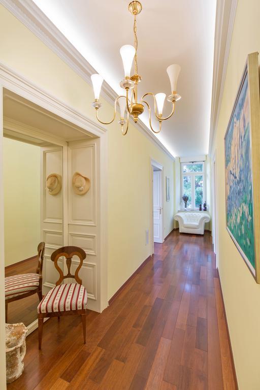 Luxury Seafront Apartment Banje Dubrovnik Kültér fotó